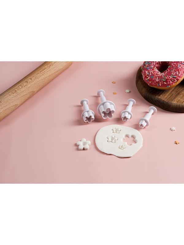 Набор плунжеров кондитерских Доляна «Ромашка», 4 шт: 3,3 см, 2,4 см, 2,1 см, 2 см