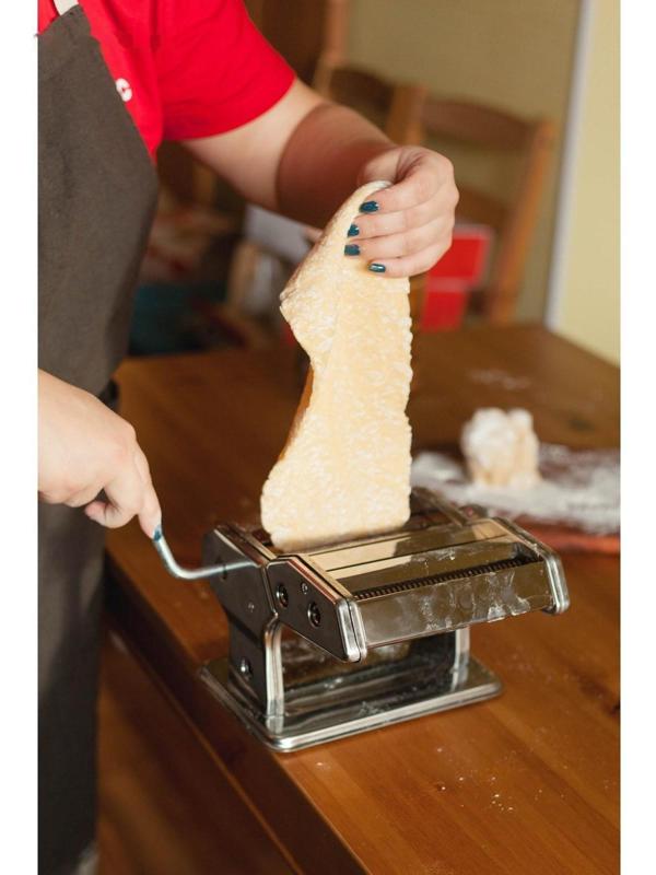 Лапшерезка с функцией раскатывания теста Доляна, 6 настроек толщины теста, ширина лапши 3 и 7 мм