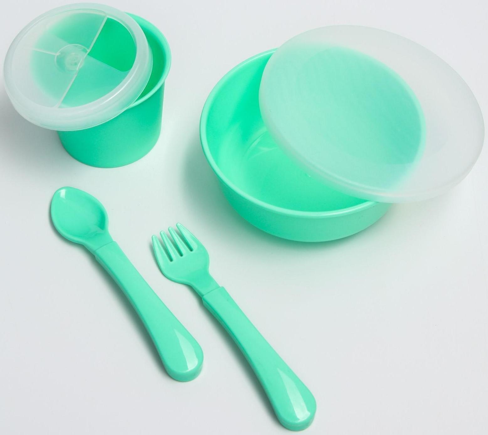 Набор детский «Первый подарок малышу», 10 предметов: бутылочки для кормления 150 и 250 мл, поильник, посуда, нагрудник, расчёска, щётка, цвет зелёный