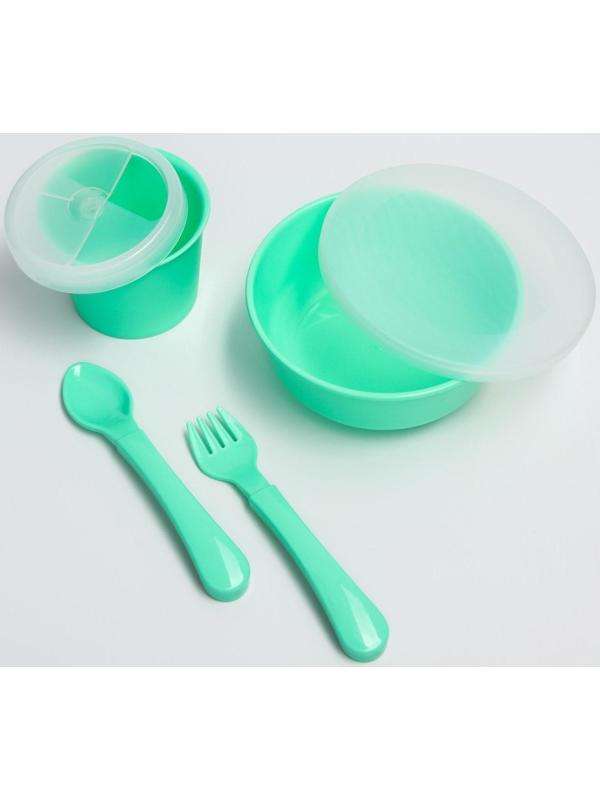 Набор детский «Первый подарок малышу», 10 предметов: бутылочки для кормления 150 и 250 мл, поильник, посуда, нагрудник, расчёска, щётка, цвет зелёный