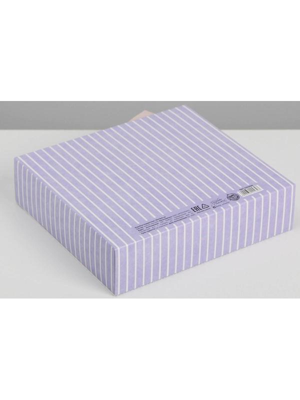 Складная коробка подарочная «Поздравляю», 20 × 18 × 5 см