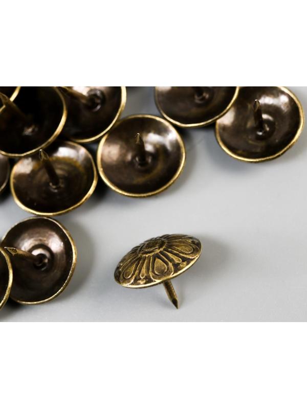 Декоративный гвоздик 