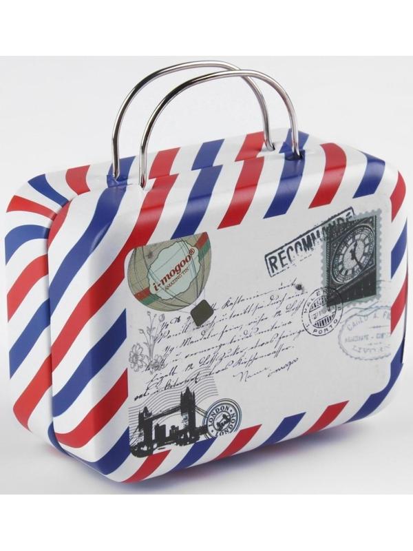 Швейный набор, 23 предмета, в металлическом чемоданчике, 7,5 × 7,5 × 4 см, цвет МИКС