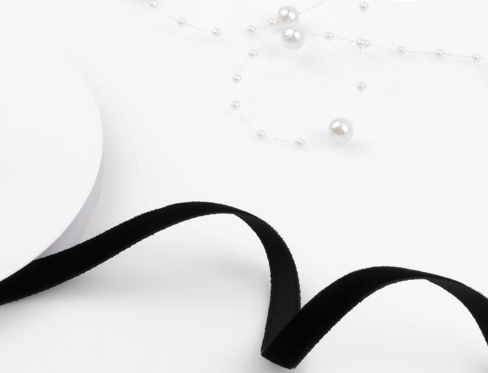 Лента бархатная, 10 мм, 18 ± 1 м, цвет чёрный №03