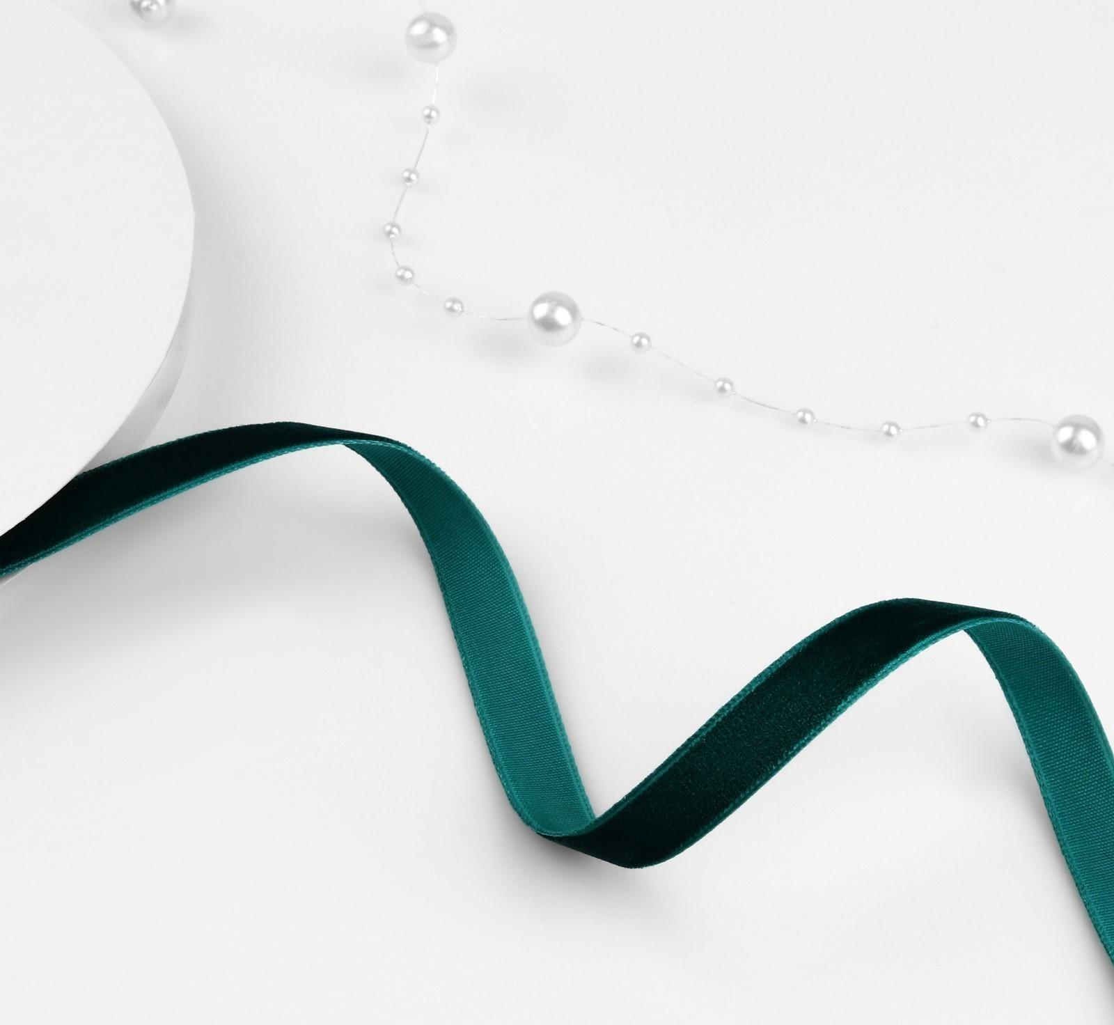 Лента бархатная, 10 мм, 18 ± 1 м, цвет изумрудный №34