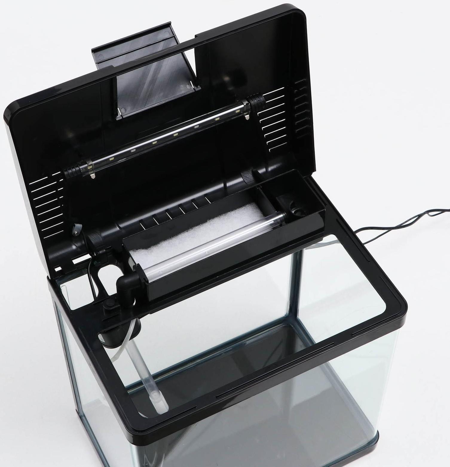 Аквариум SeaStar LS-380F в комплекте:  LED-лампа, фильт, 30 л, черный