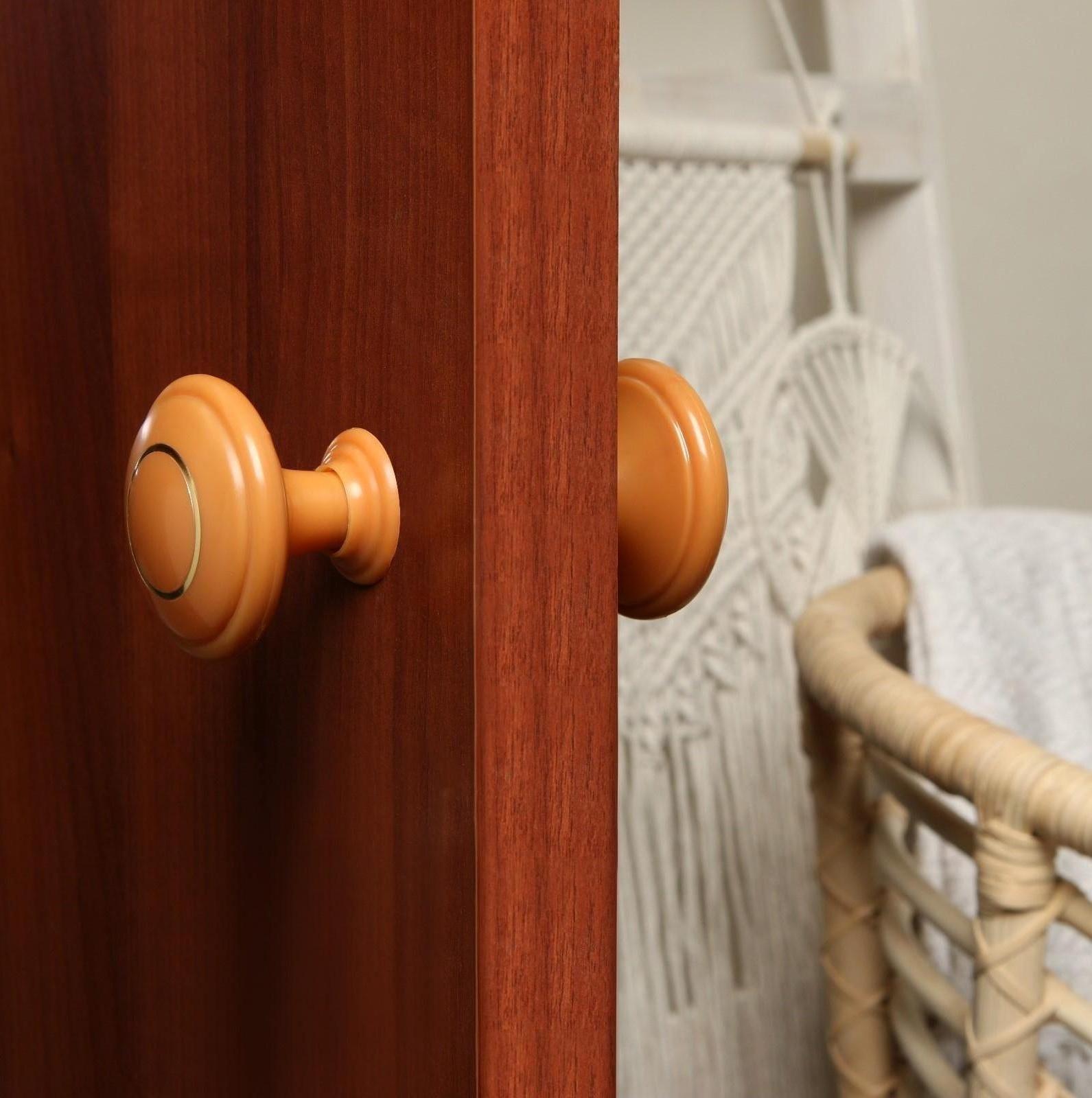 Ручка дверная пластмассовая, d=65, цвет светлое дерево с узором