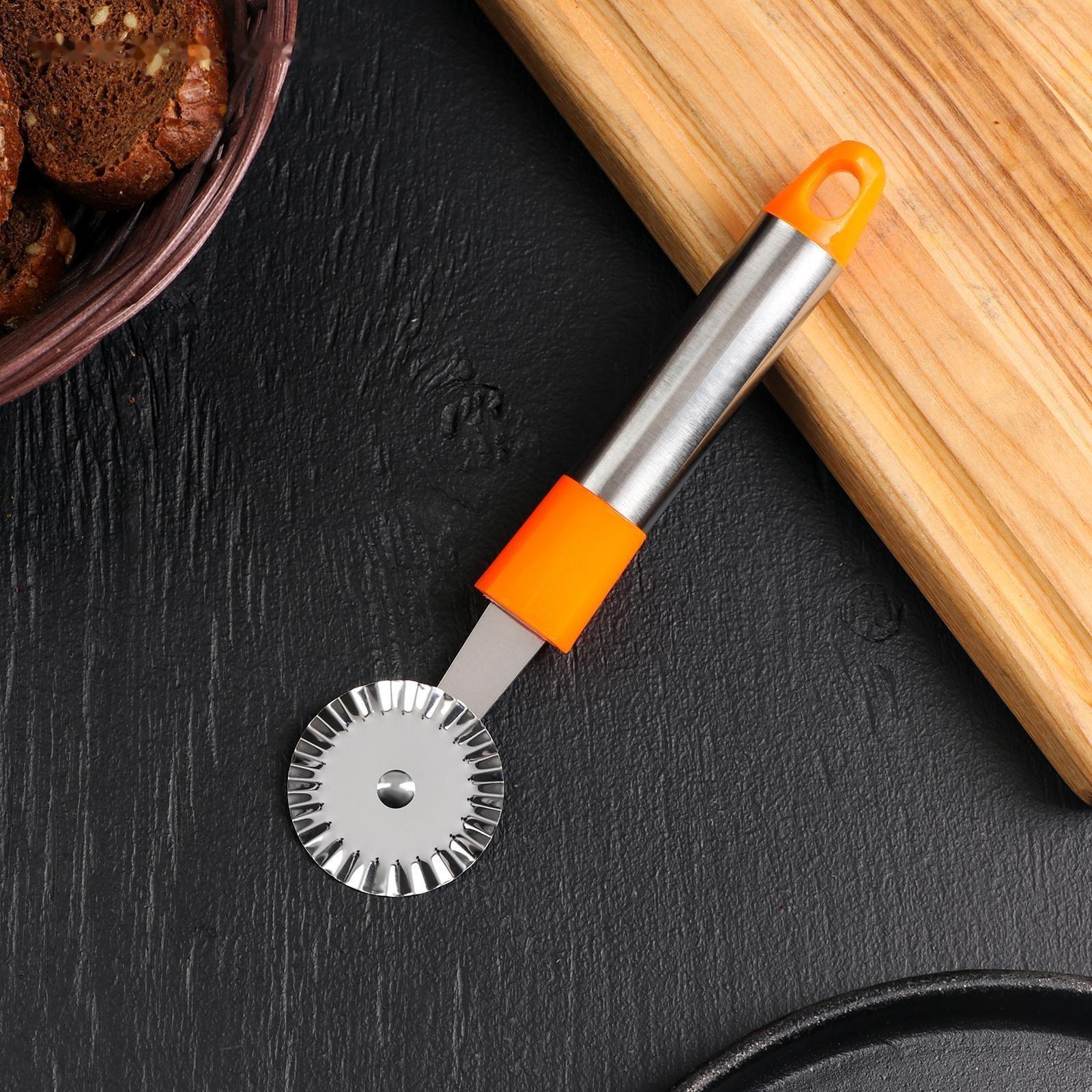 Нож для пиццы и теста «Арни», 19 см, цвета МИКС