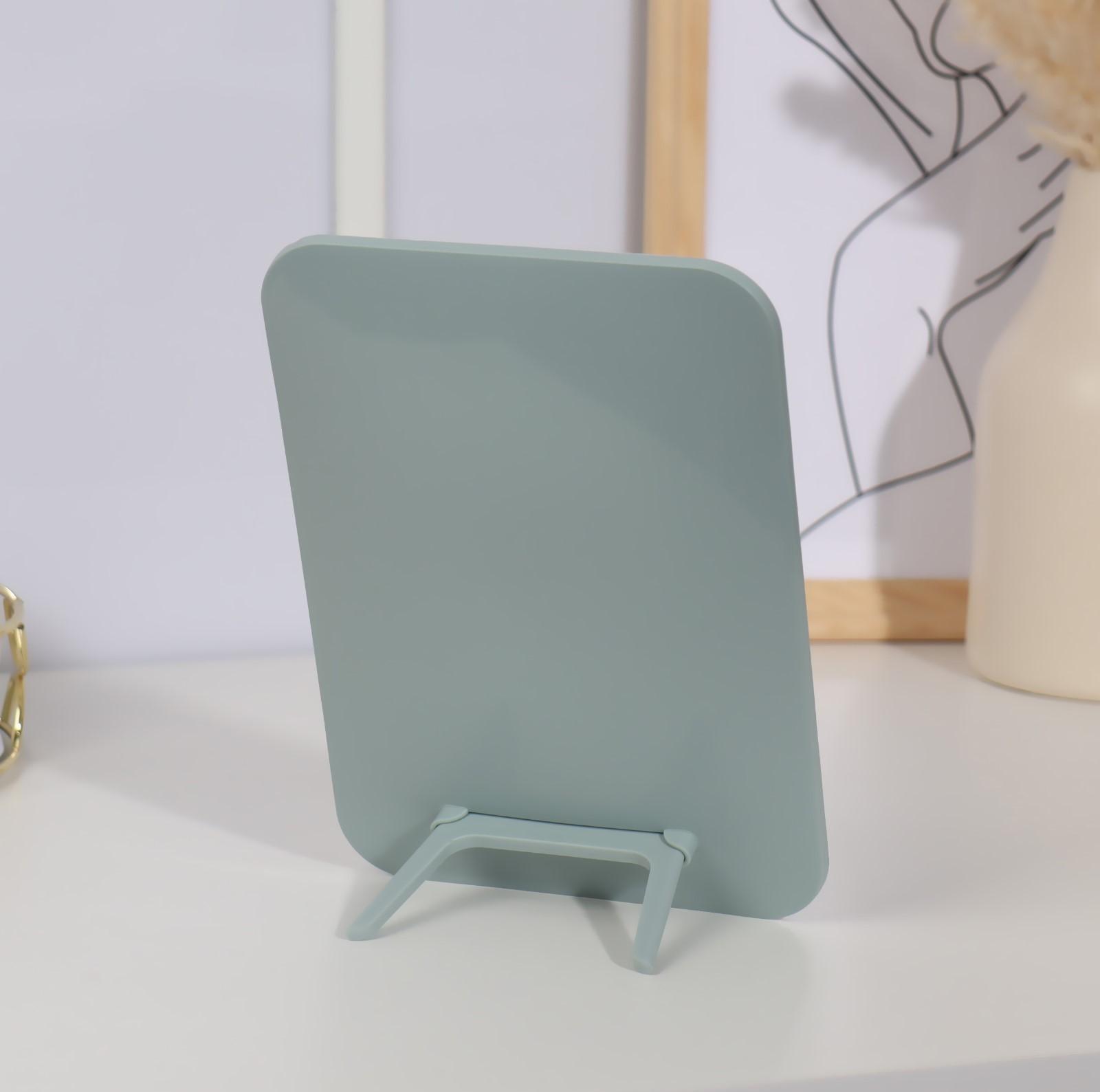 Зеркало настольное, зеркальная поверхность 11,5 × 15 см, цвет МИКС