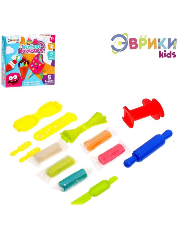 Игровой набор для лепки «Весёлое мороженое», 5 брусков пластилина, аксессуары