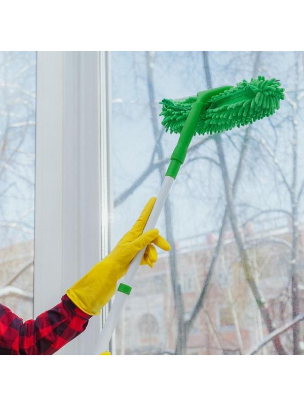 Окномойка с телескопической металлической ручкой и сгоном Доляна, 30×7×85(137) см, микрофибра, цвет МИКС