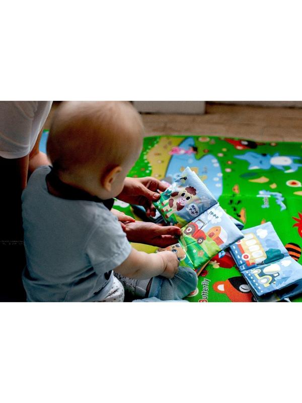 Книжка - шуршалка «Зоопарк», 12*12 см