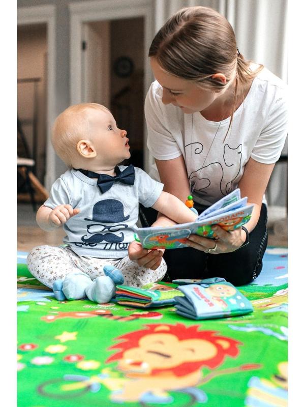 Книжка - шуршалка «Зоопарк», 12*12 см