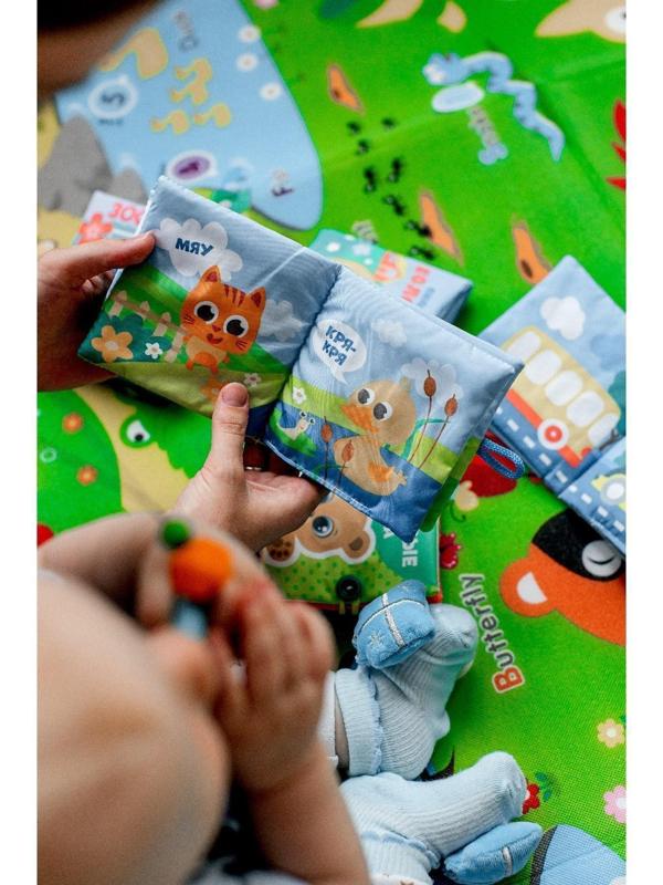 Книжка - шуршалка «Зоопарк», 12*12 см