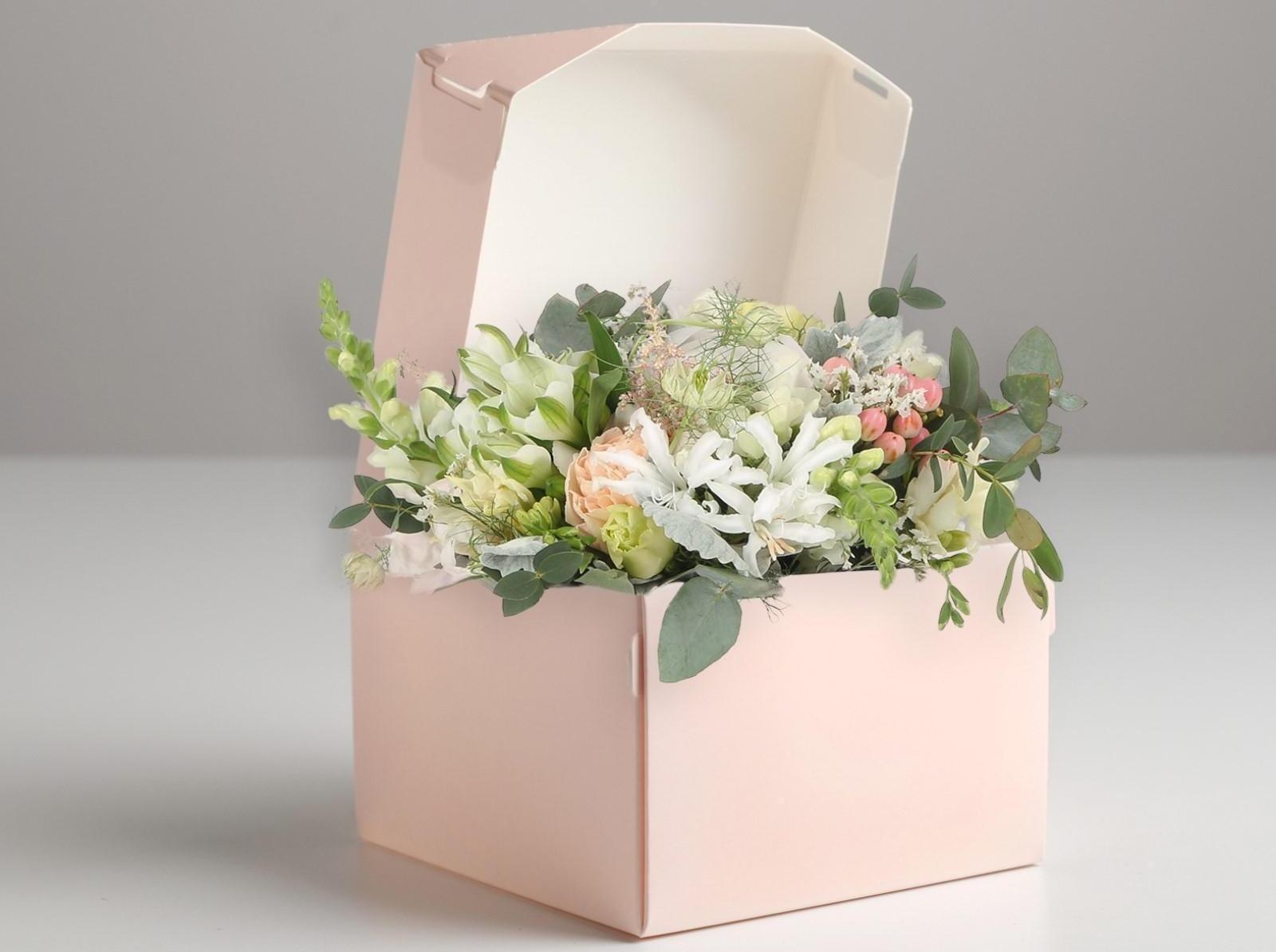 Коробка из картона «Счастье ждёт тебя», 12 х 8 х 12 см