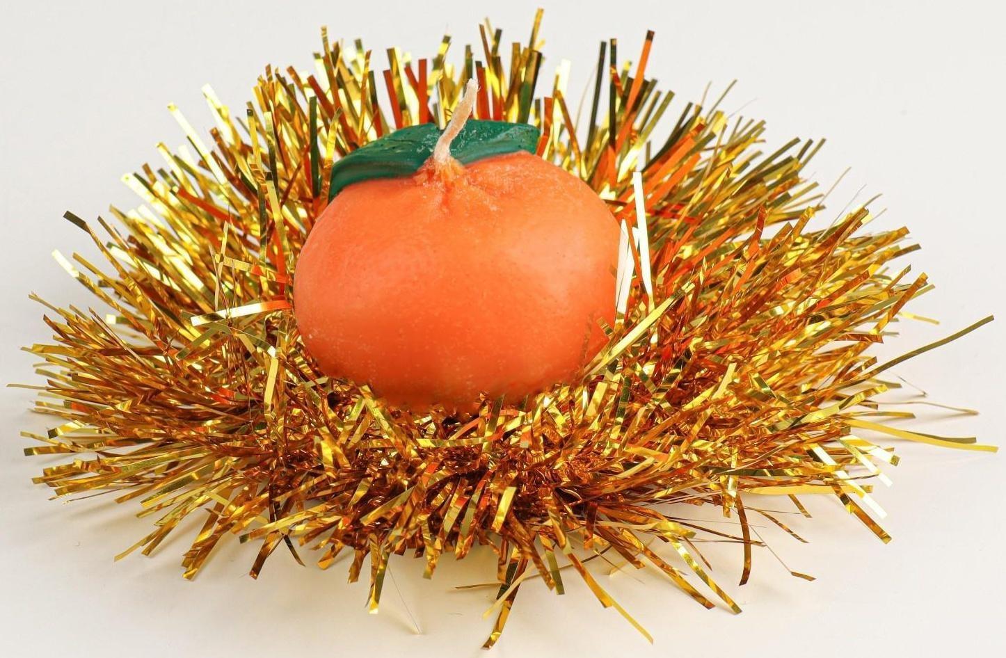 Свеча новогодняя 