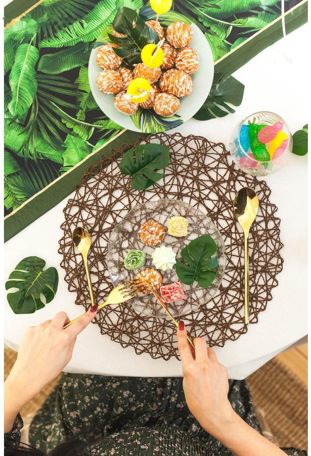 Салфетка сервировочная на стол «Одуванчик», 38×38 см, цвет коричневый