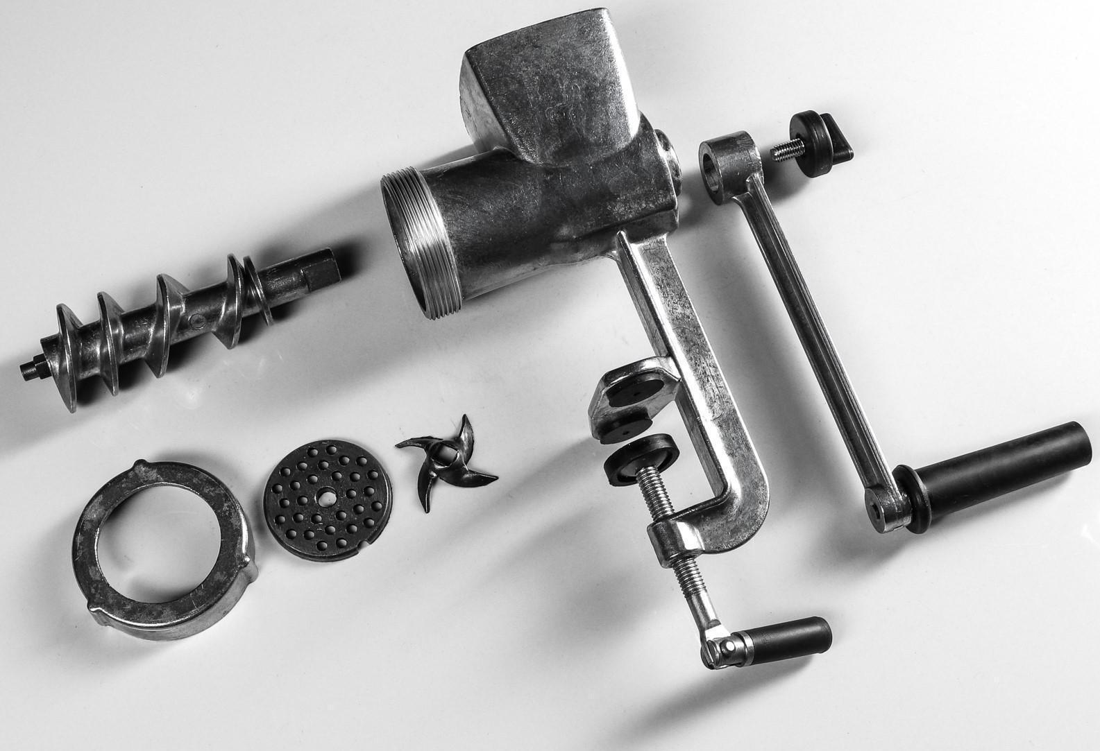 Мясорубка алюминиевая 