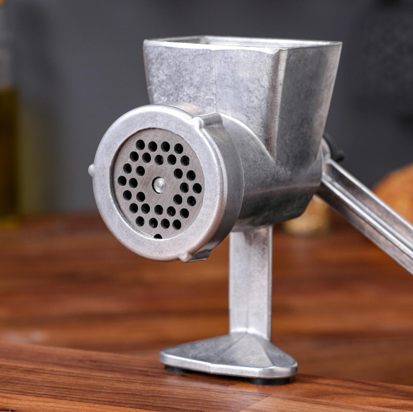 Мясорубка алюминиевая 