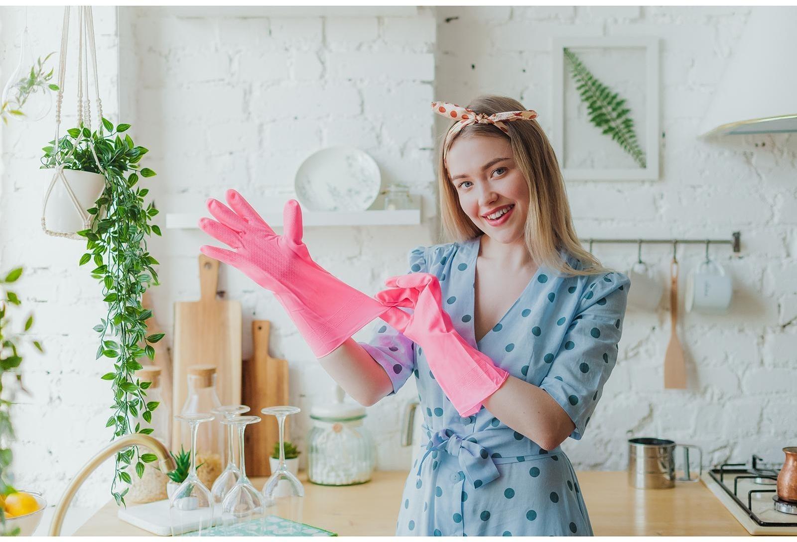 Перчатки хозяйственные защитные Доляна, суперпрочные, размер L, ПВХ, 85 гр, цвет розовый