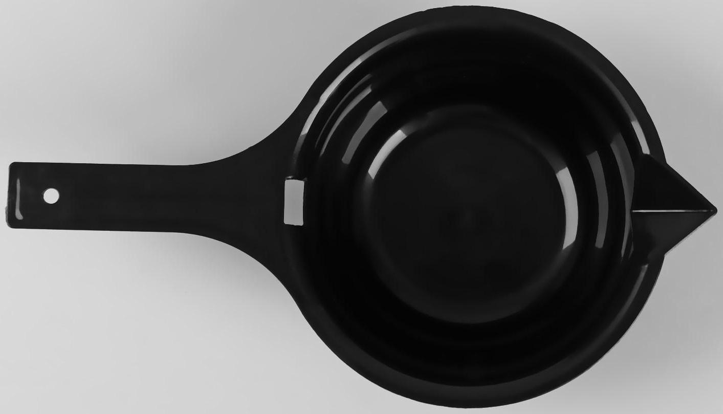 Чаша для окрашивания, с удлинённой ручкой, 300 мл, d = 12 см, цвет чёрный