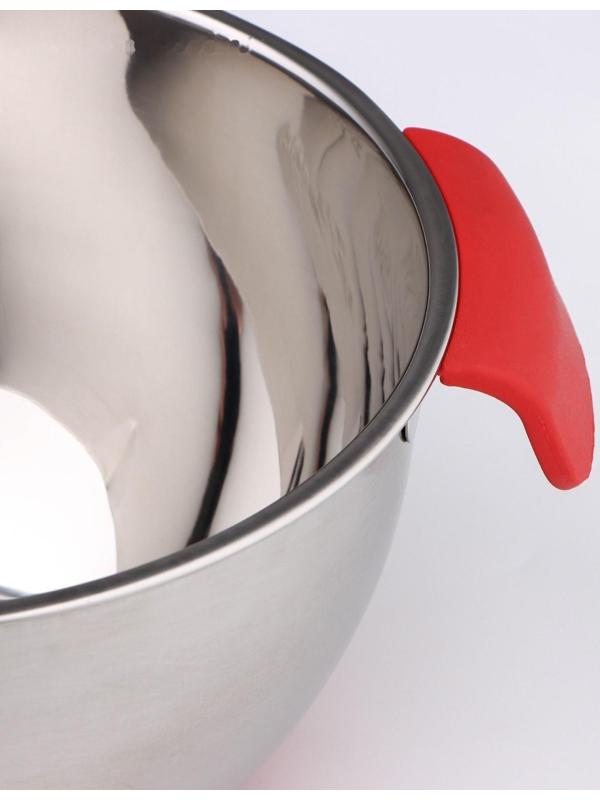 Миска из нержавеющей стали, 2,5 л, 23,5×20,5×11,5 см, с противоскользящим дном и мерной шкалой, силиконовая ручка