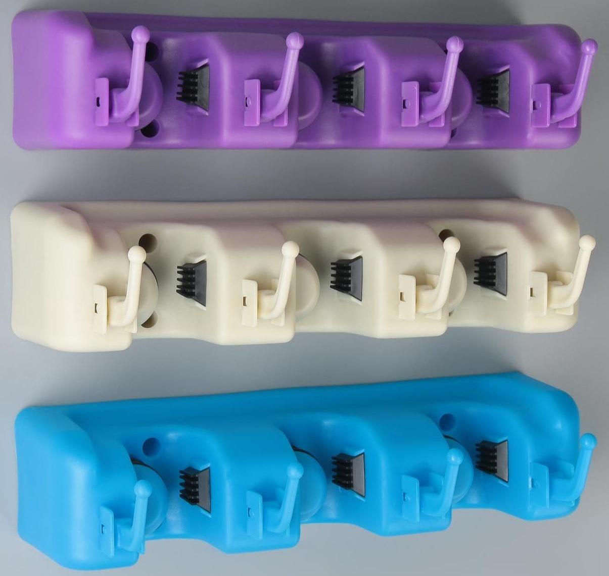 Держатель для уборочного инвентаря с крючками, 26×6×9 см, цвет МИКС