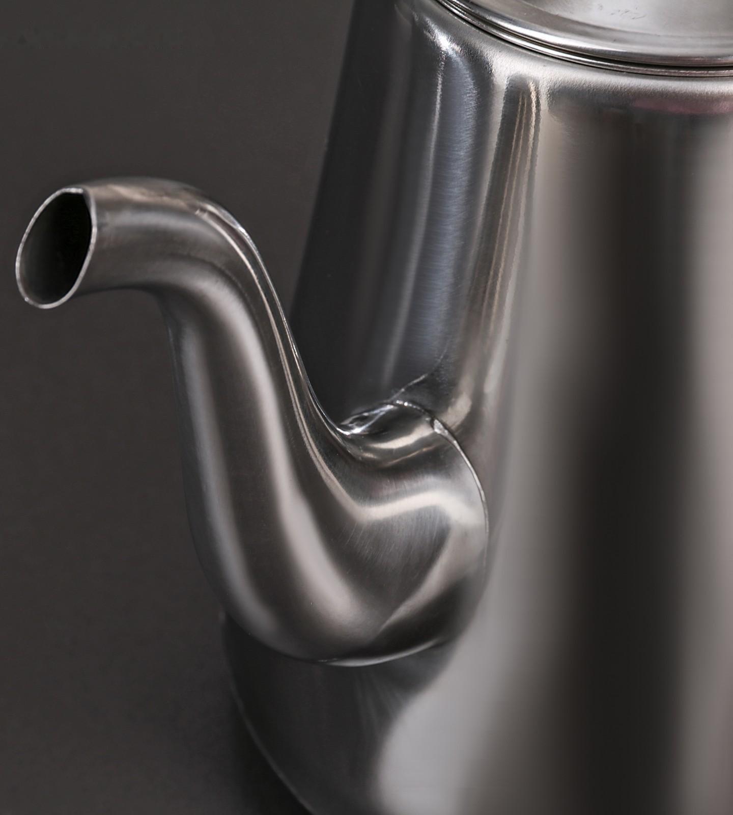 Чайник из нержавеющей стали «Жуан», 1,4 л, 23×13,5×19 см, металлическое сито, цвет хромированный