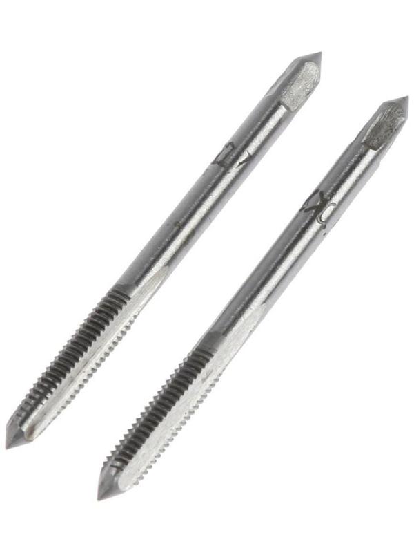 Метчики метрические ручные ТУНДРА, М4 х 0.7 мм, комплект из 2 шт.