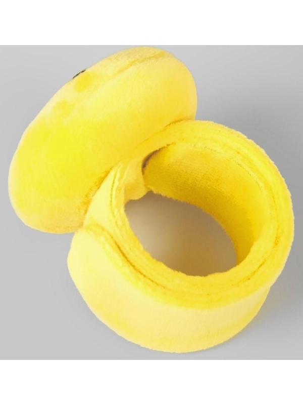 Игольница на браслете «Смайл», 23 × 6,5 см, цвет жёлтый