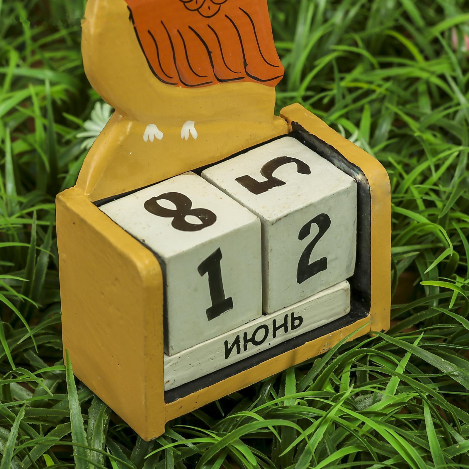 Календарь настольный дерево 