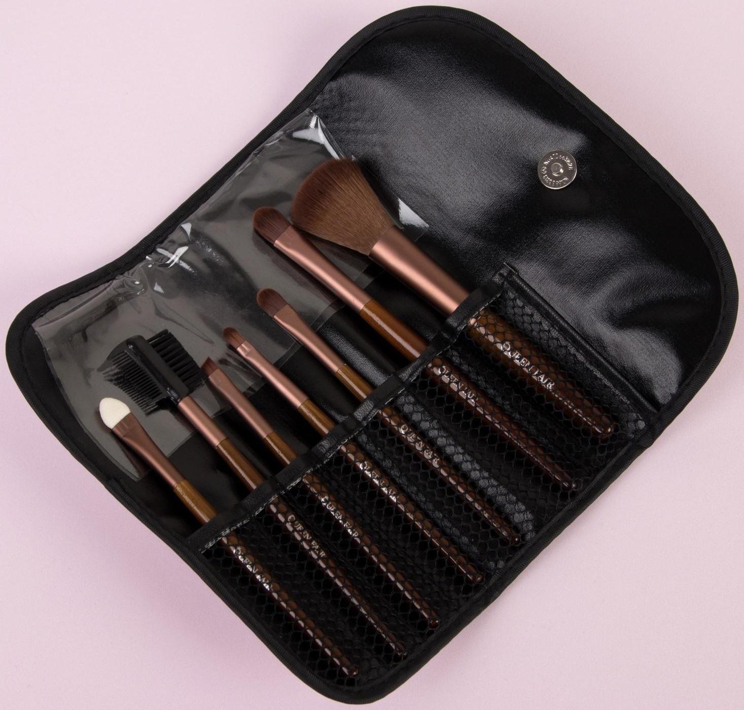 Набор кистей для макияжа «Сдержанность», 7 предметов, чехол на кнопке, цвет коричневый