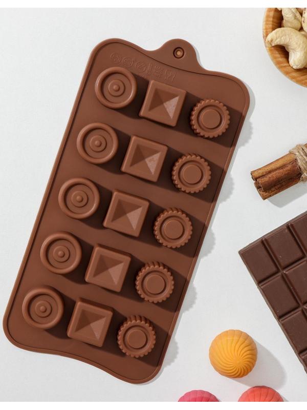 Форма для льда и кондитерских украшений Доляна «Кружочки, квадратики», 21,5×10,4 см, 15 ячеек, цвет МИКС