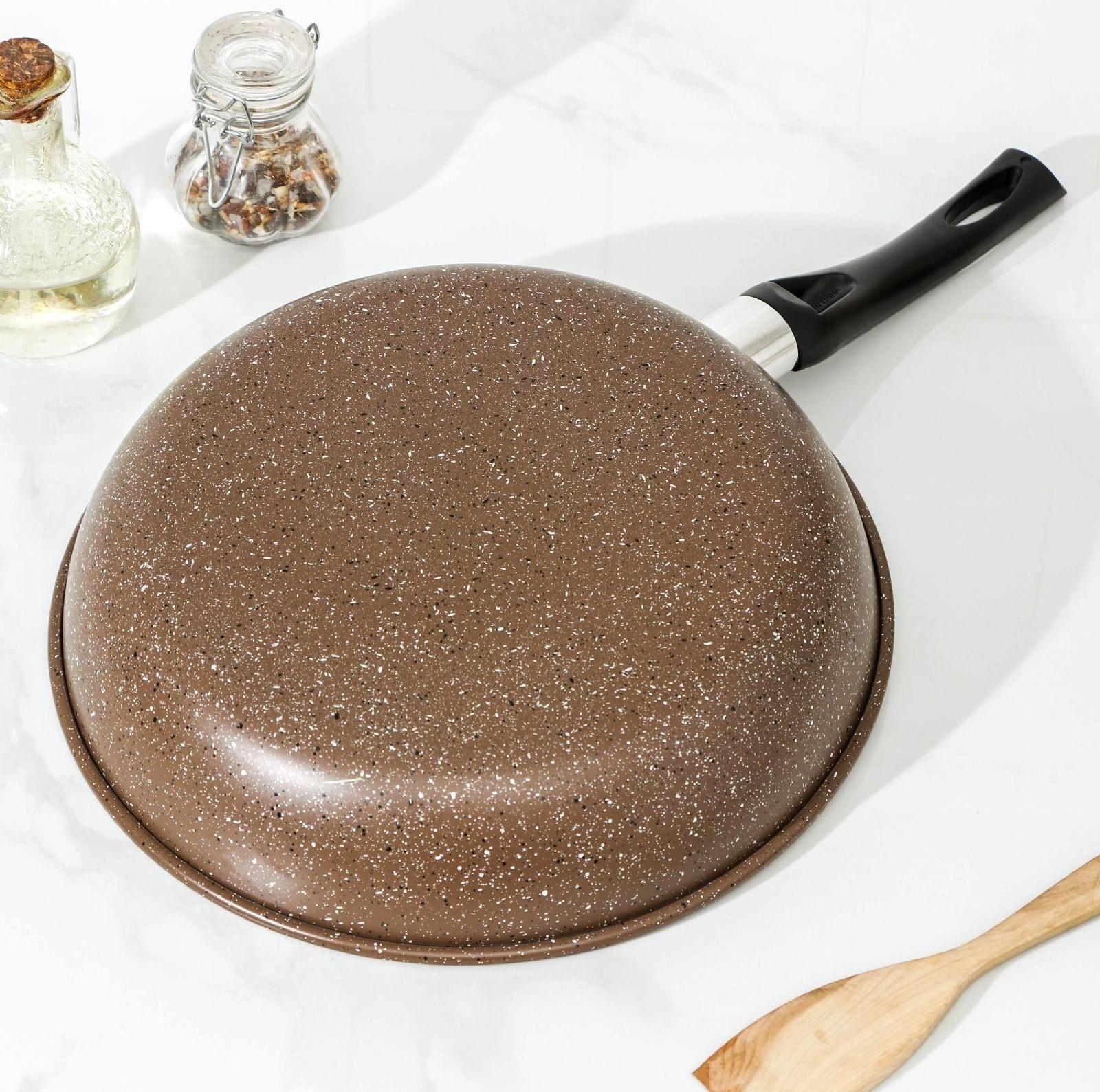 Сковорода Rock, d=29 см, пластиковая ручка, антипригарное покрытие, цвет коричневый