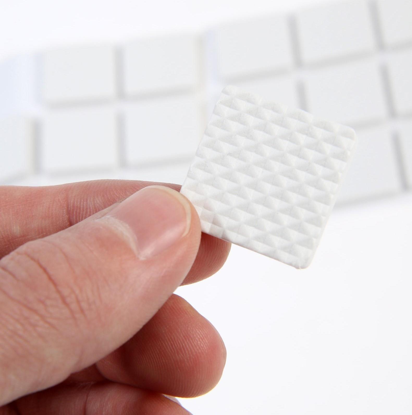 Накладка мебельная квадратная ТУНДРА, размер 25 х 25 мм, 18 шт, полимерная, цвет белый