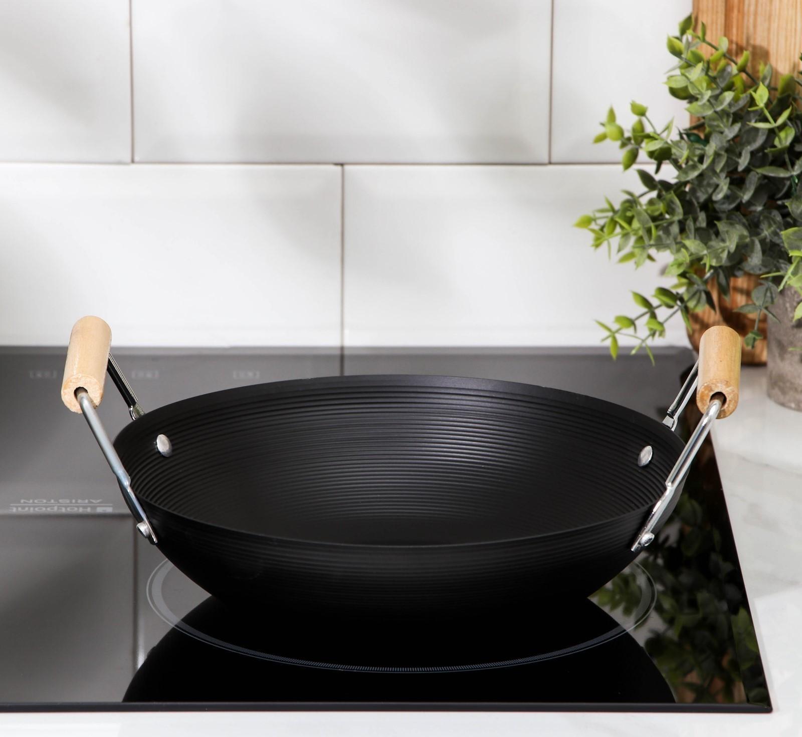 Сковорода-WOK Доляна «Жаклин», d=24,5 см, деревянные ручки, цвет чёрный