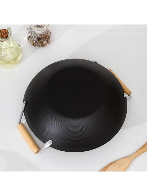 Сковорода-WOK Доляна «Жаклин», d=24,5 см, деревянные ручки, цвет чёрный