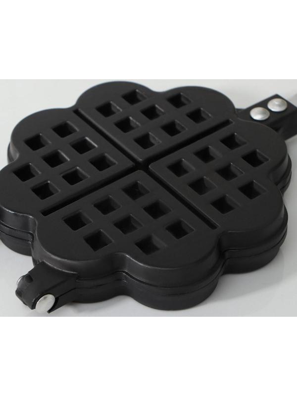 Сковорода двойная Доляна «Венские вафли», d=14 см, пластиковая ручка, цвет чёрный