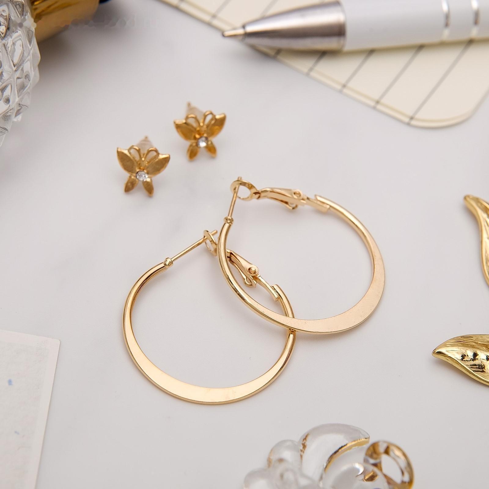 Серьги-кольца с пуссетами 