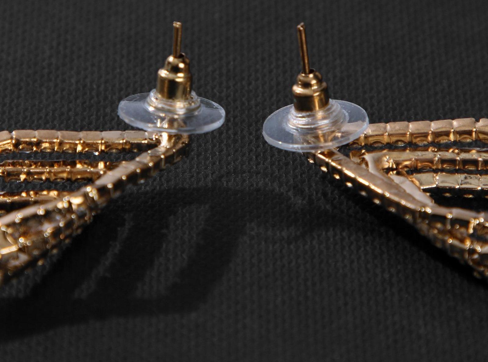 Серьги висячие со стразами 