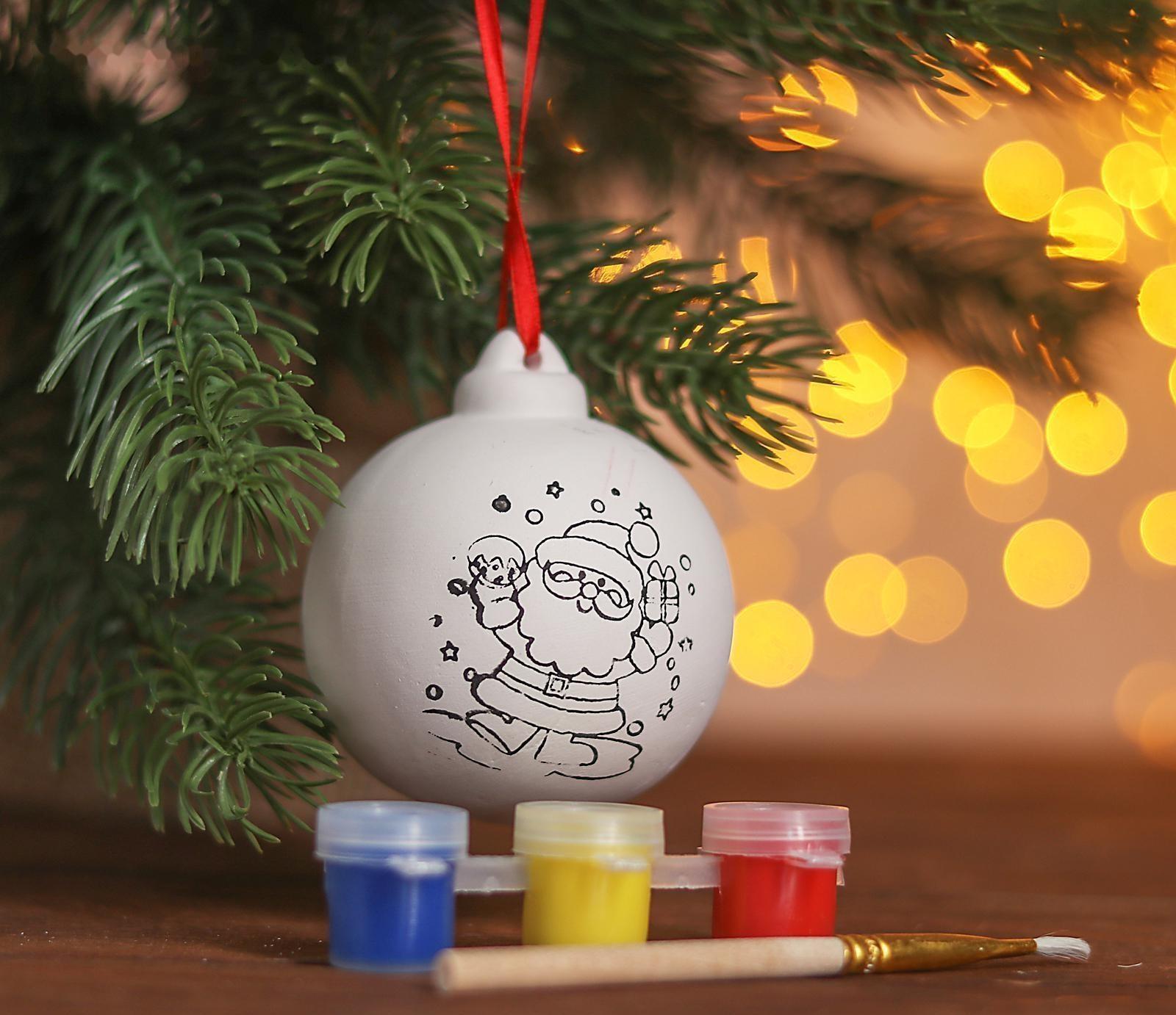 Новогодний шар под раскраску «Время подарков» с подвесом, краска 3 цв. по 2 мл, кисть