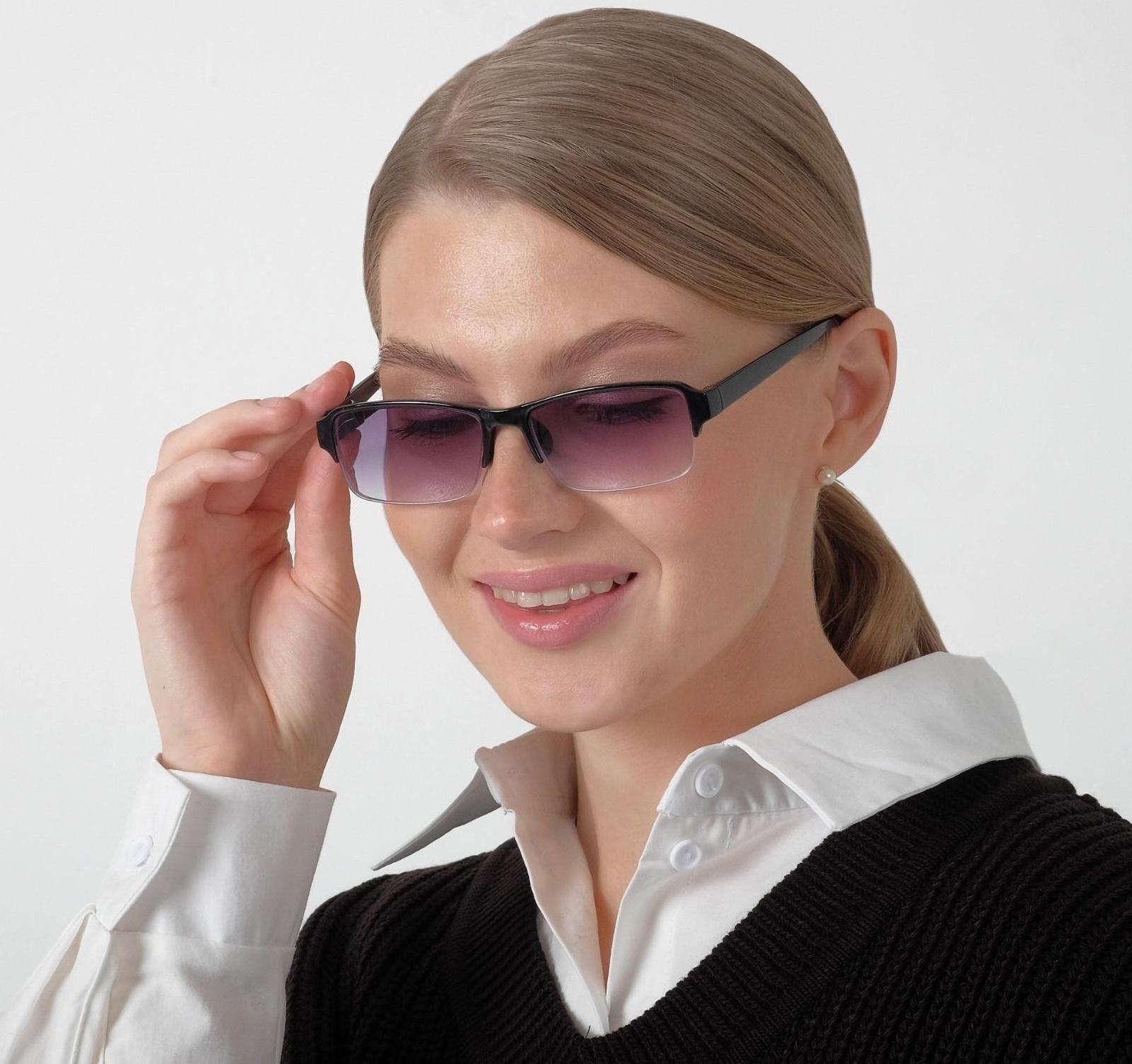 Очки корригирующие 0056, цвет чёрный, тонированные, отгибающаяся дужка, -3,5