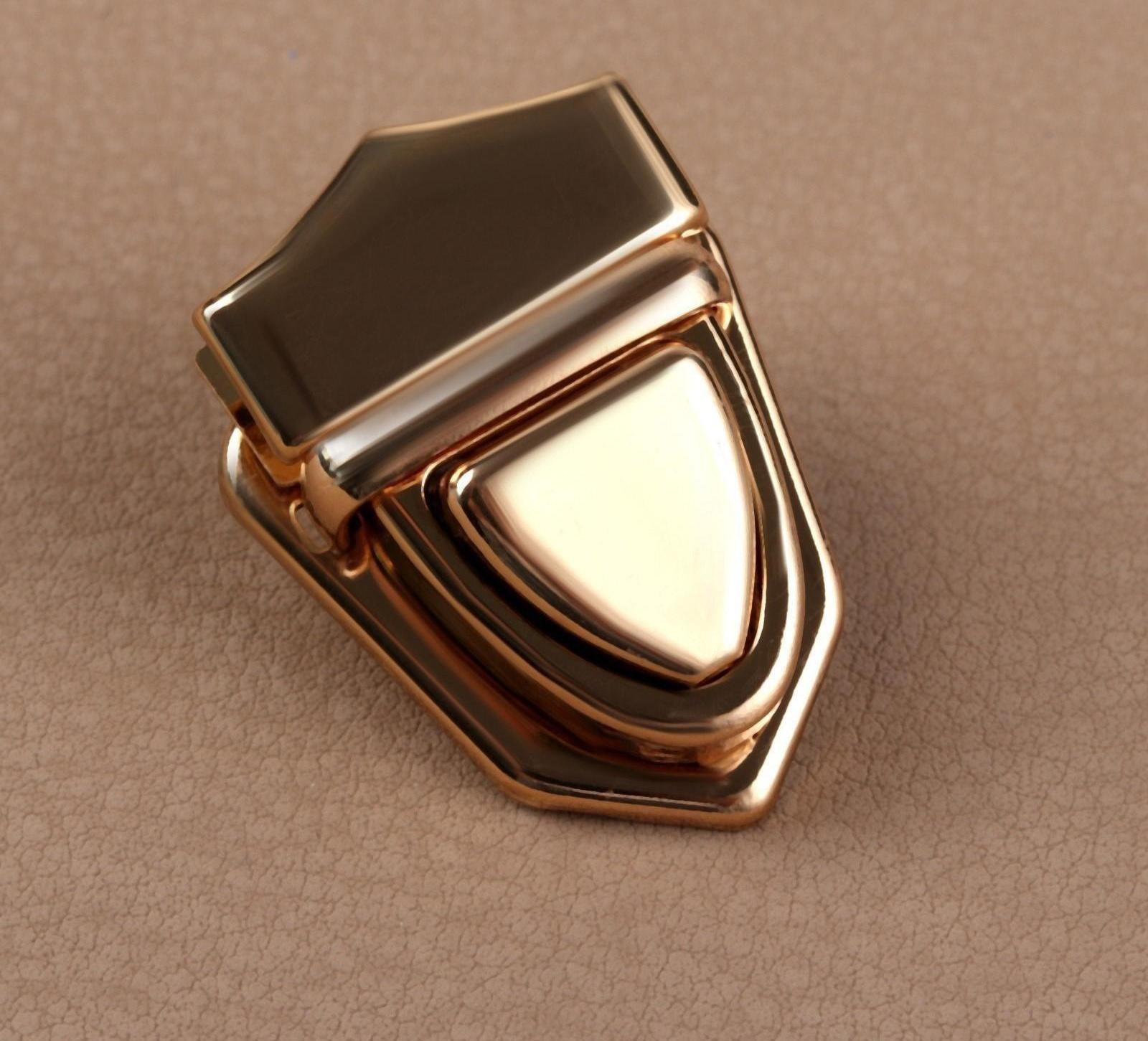 Застёжка для сумки, 3 × 2,5 см, цвет золотой