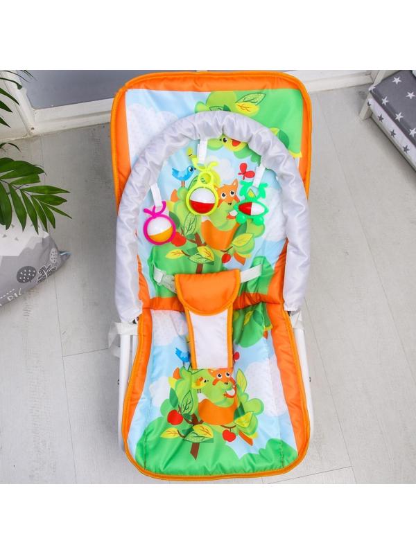 Шезлонг-качалка для новорождённых «Лесная сказка», игровая дуга, съёмные игрушки МИКС