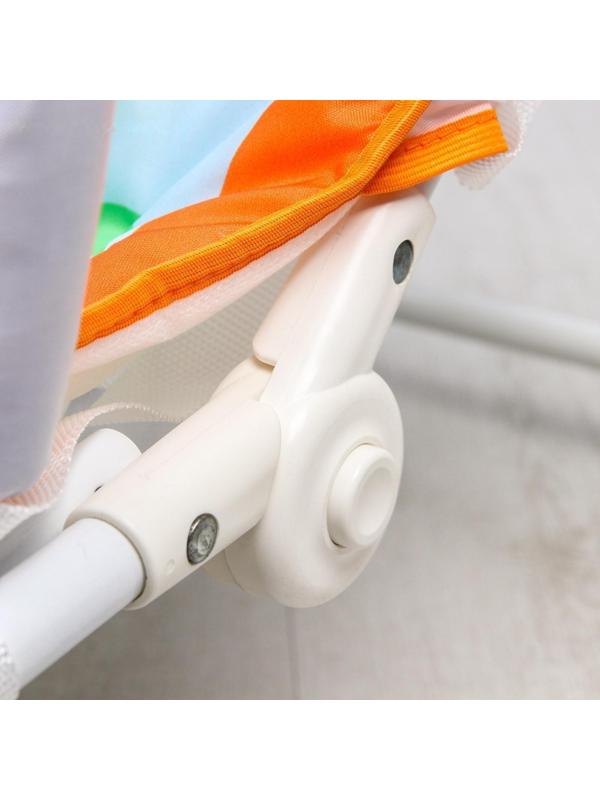 Шезлонг-качалка для новорождённых «Лесная сказка», игровая дуга, съёмные игрушки МИКС