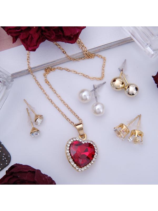 Гарнитур 5 предметов: 4 пары пуссет, кулон 