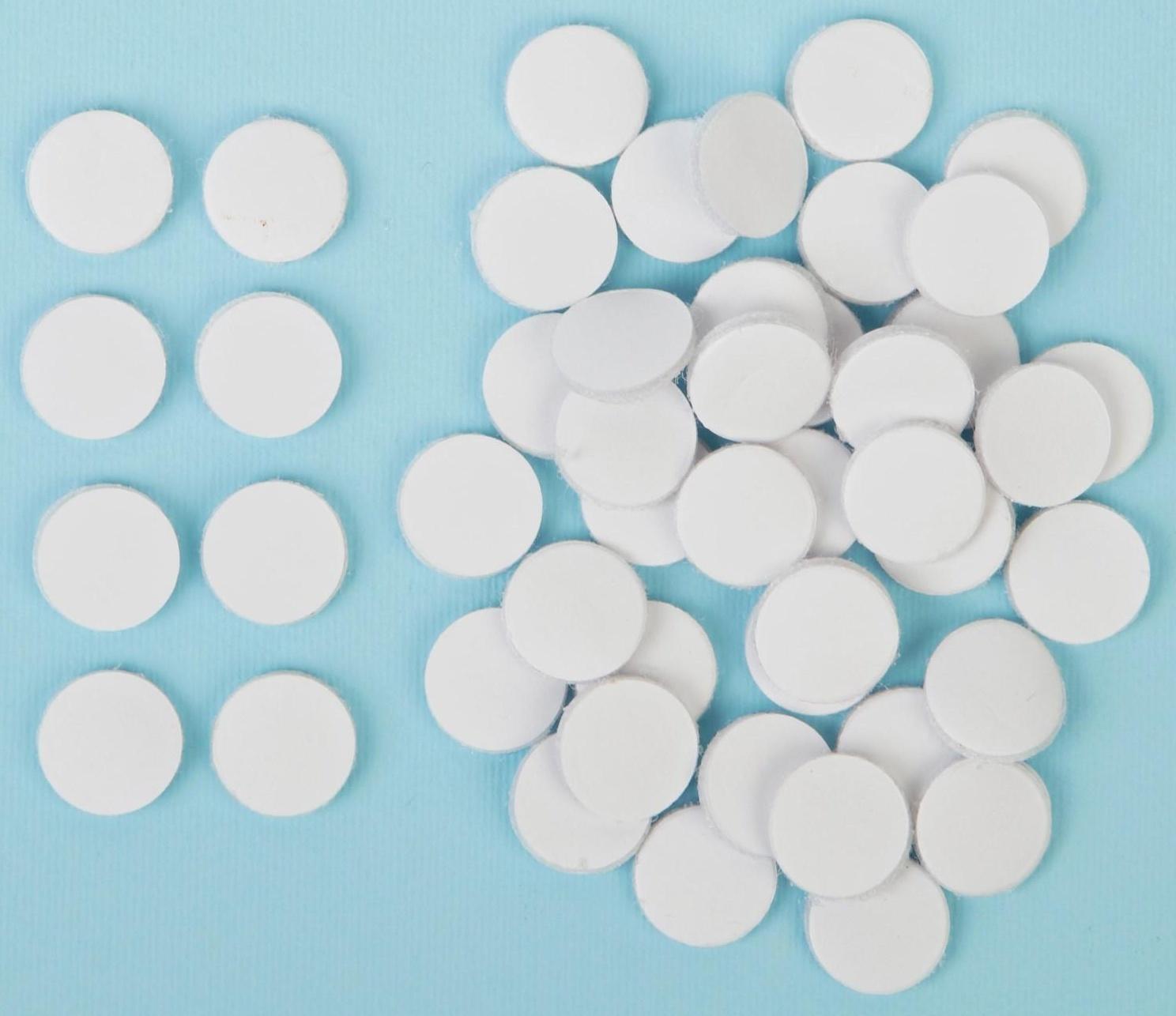 Липучка на клеевой основе «Круг», набор 55 шт., размер 1 шт: 1,5 см