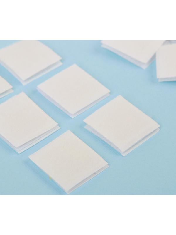 Липучка на клеевой основе «Квадрат», набор 30 шт., размер 1 шт: 2 × 2 см