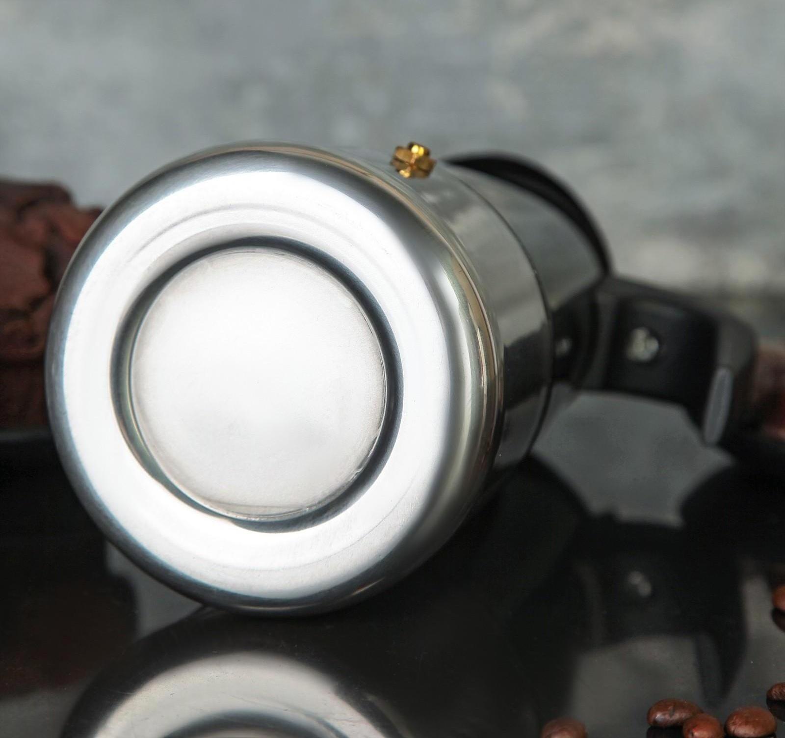 Кофеварка гейзерная «Итальяно», на 6 чашек, 300 мл, цвет чёрный