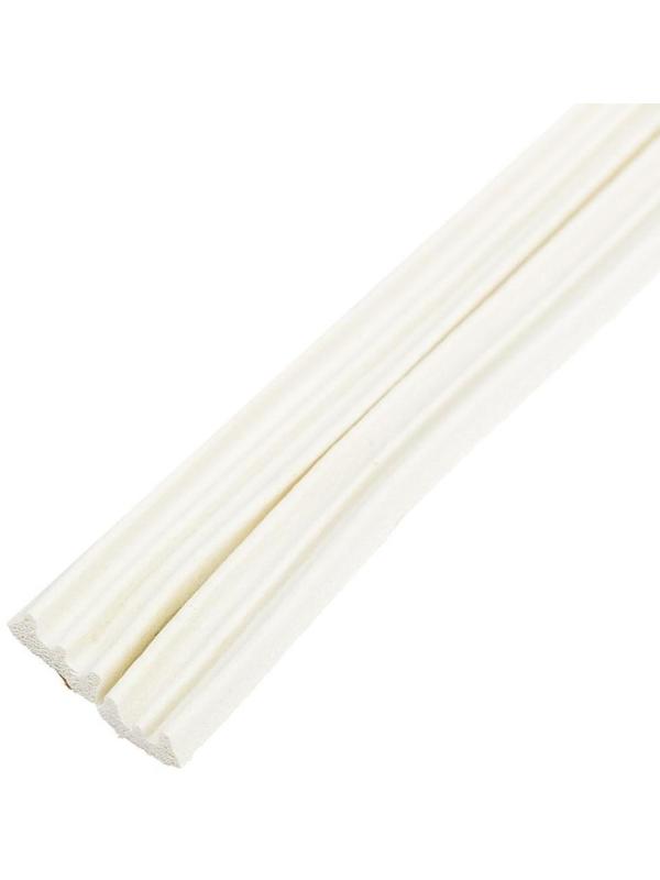Уплотнитель резиновый ТУНДРА, профиль Е, размер 4х9 мм, белый, в упаковке 10 м